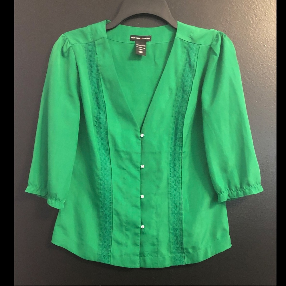 NY&Co Leaf Green V-Neck Blouse with Diamond Buttons